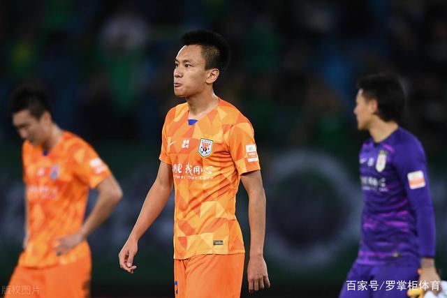 爱与陪伴：游本昌离世后妻子的坚韧生活启示